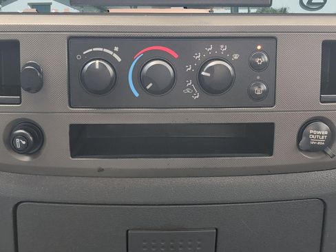 Used 2008 Dodge Ram 1500 Truck ST RWD image 19