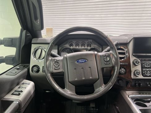 Used 2016 Ford F250 Lariat w/ Lariat Interior Package AWD/4WD image 14
