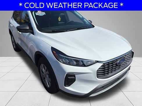 Used 2023 Ford Escape Active image 3