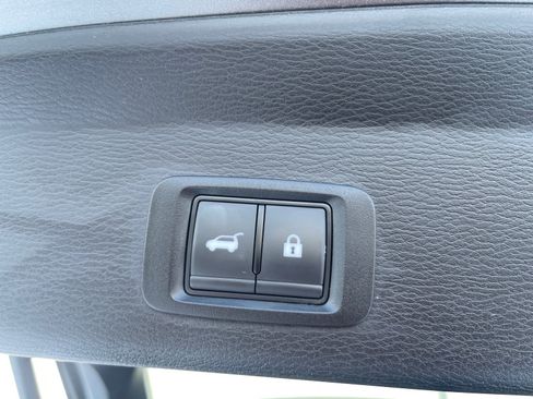 Used 2024 Mitsubishi Outlander SE image 20