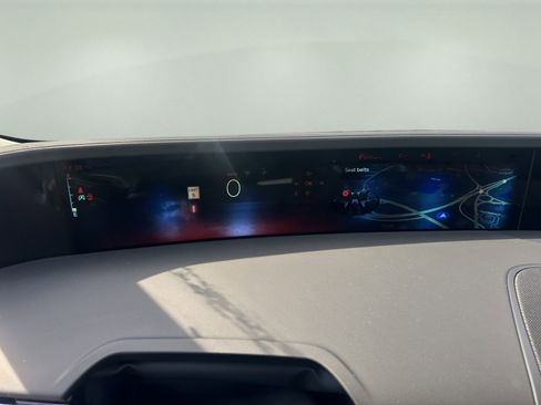 New 2026 Lincoln Nautilus Reserve AWD/4WD image 13