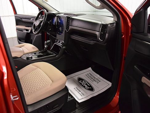 Used 2024 Ford Ranger XLT w/ Technology Package image 30
