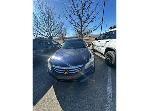 Used 2011 Honda Accord EX-L image 3