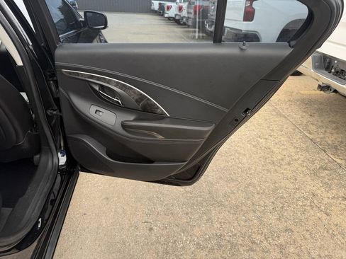 Used 2015 Buick LaCrosse Leather FWD image 16
