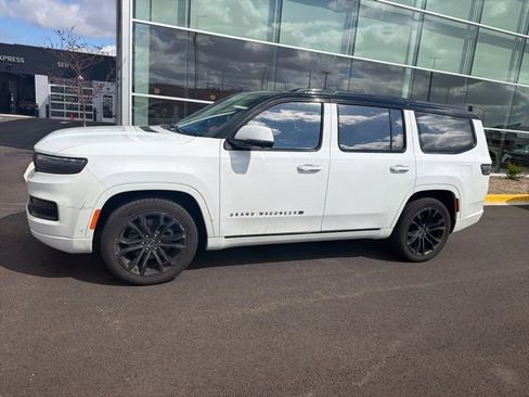 Used 2022 Jeep Grand Wagoneer Series II w/ Quick Order Packagew 28T image 18