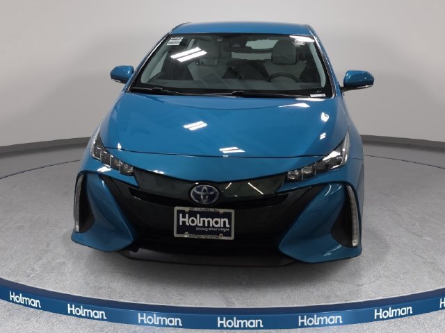 Used 2017 Toyota Prius Prime Premium FWD image 3