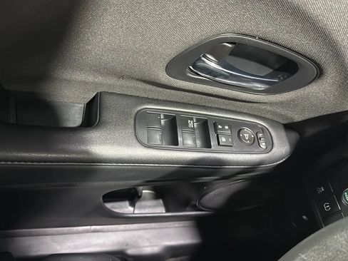 Used 2019 Honda HR-V Sport image 21