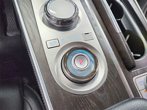 Used 2024 Genesis GV80 2.5T image 27