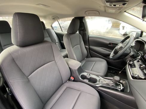 Used 2023 Toyota Corolla LE image 21