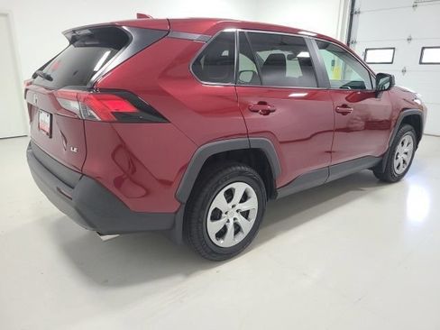 Used 2023 Toyota RAV4 LE FWD image 6