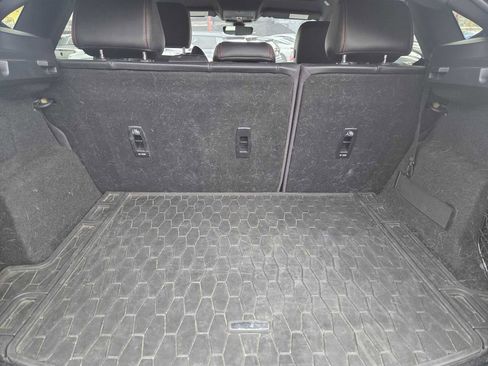 Used 2020 Jaguar E-PACE Checkered Flag image 11