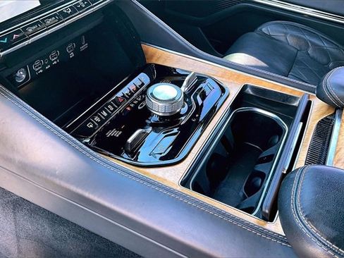 Used 2022 Jeep Grand Wagoneer Series III w/ Rear Seat Video Group 1 image 14