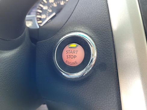 Used 2015 Nissan Altima 2.5 SL w/ Technology Package FWD image 33