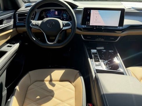 New 2026 Volkswagen Atlas Cross Sport SE FWD image 14