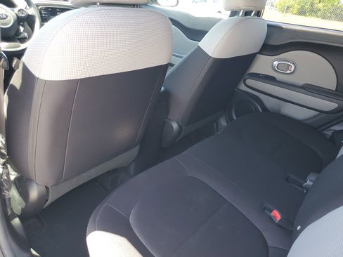 Used 2017 Kia Soul w/ Convenience Package image 27