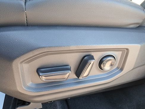 Used 2024 Toyota Tundra Limited image 15