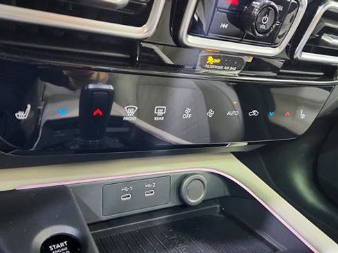 New 2026 Nissan Sentra SL FWD image 19