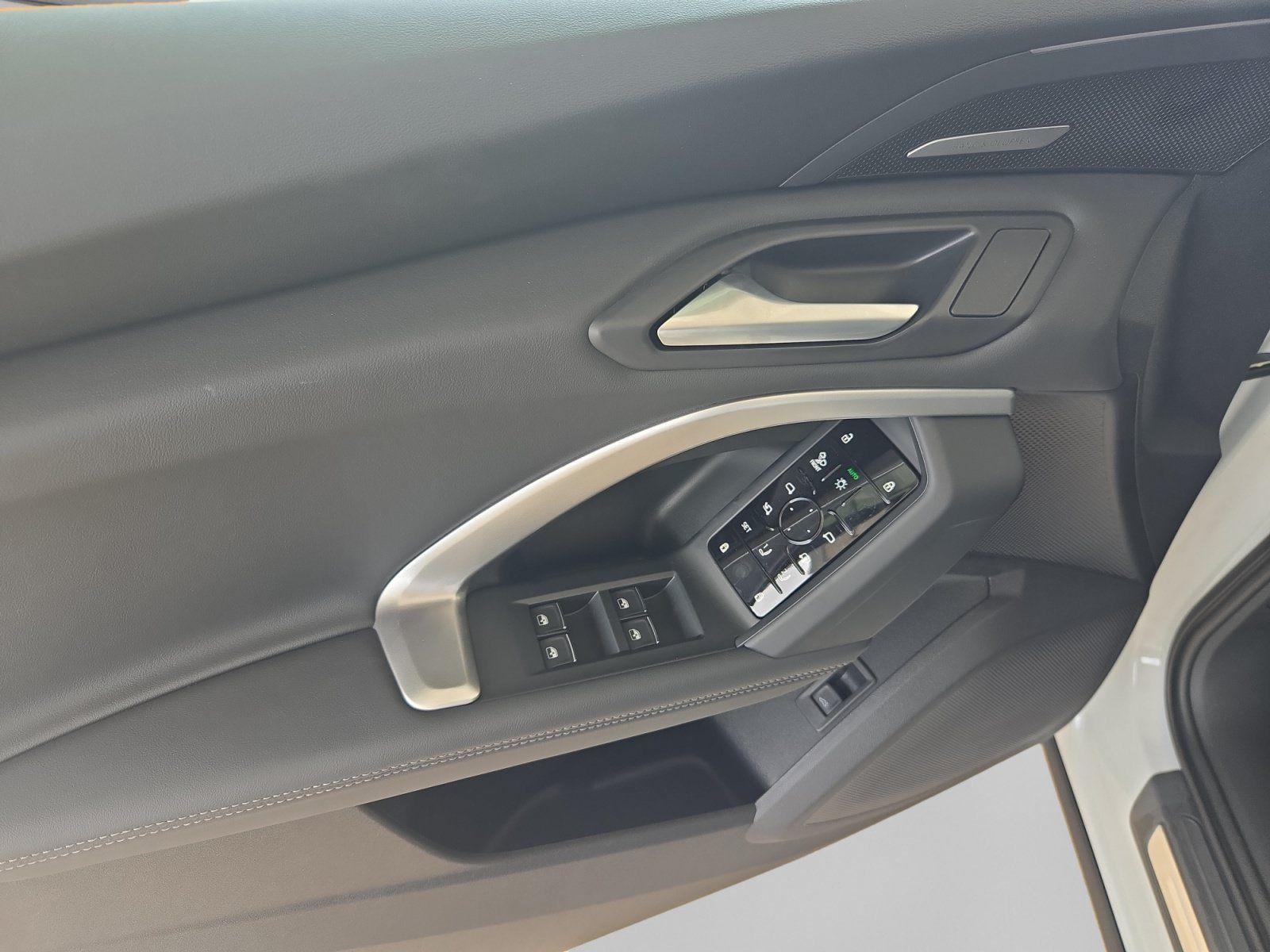 New 2026 Audi Q5 Premium Plus AWD/4WD image 11