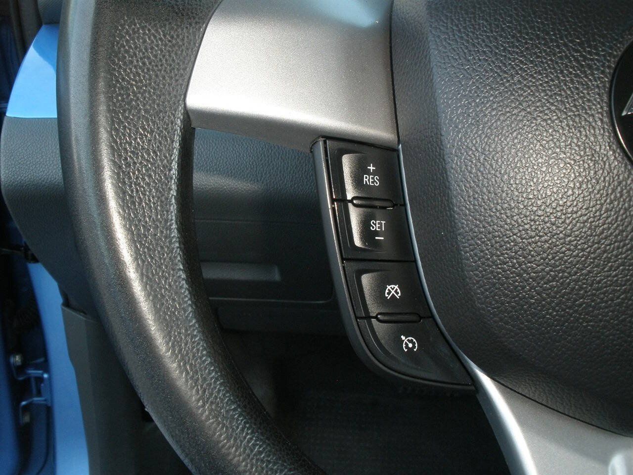Used 2014 Chevrolet Spark LT FWD image 31