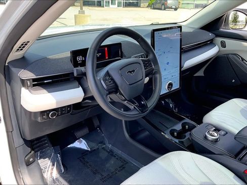 Used 2023 Ford Mustang Mach-E Premium RWD image 13