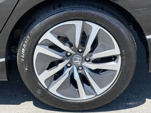 Used 2019 Honda Accord EX image 17