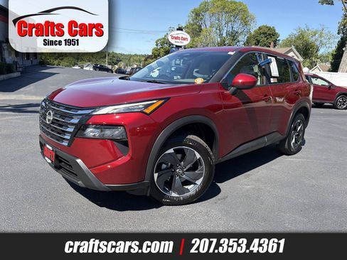 Used 2025 Nissan Rogue SV AWD/4WD image 1