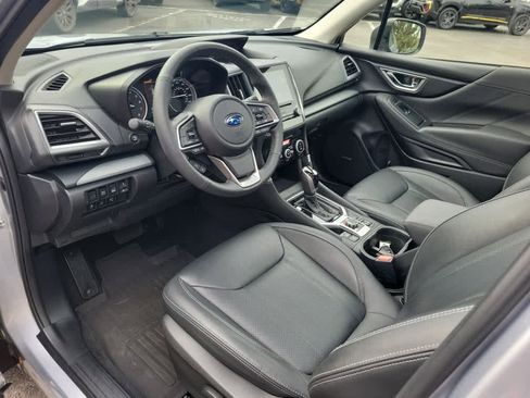 Used 2020 Subaru Forester Limited image 27