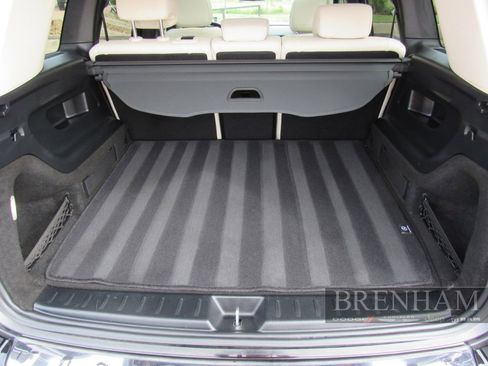 Used 2022 Mercedes-Benz GLB 250 w/ Premium Package image 19