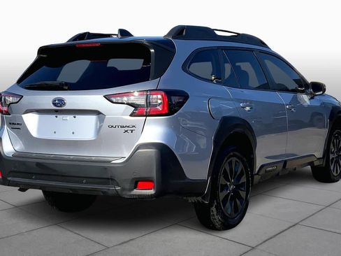 Used 2025 Subaru Outback Onyx Edition XT w/ Popular Package #2 image 13