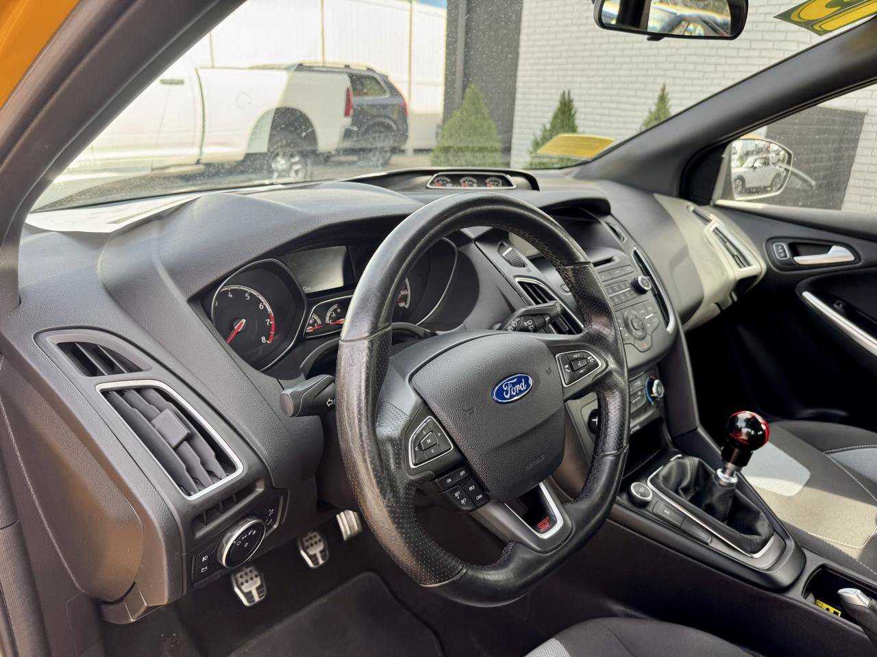 Used 2015 Ford Focus ST FWD image 14