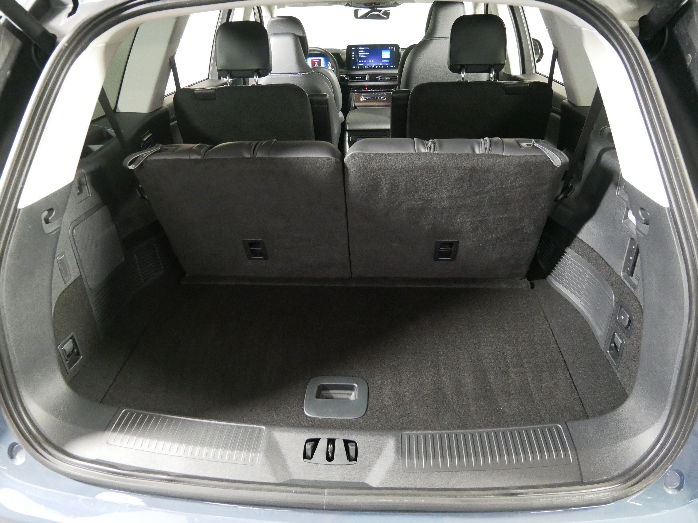 Used 2026 Lincoln Aviator Reserve AWD/4WD image 18