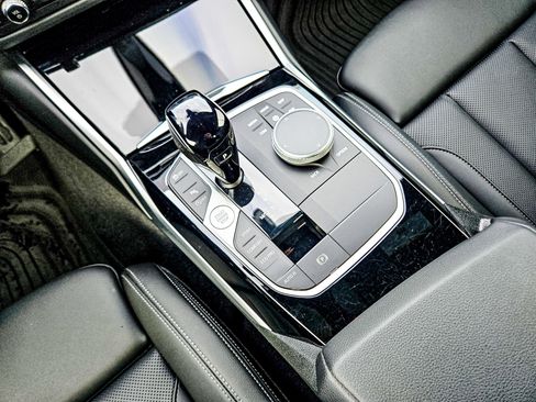 Used 2022 BMW 230i Coupe w/ Premium Package 2 image 15