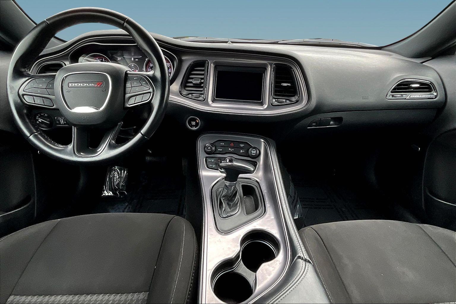 Used 2023 Dodge Challenger GT AWD/4WD image 7