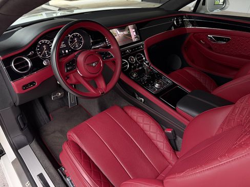 Used 2021 Bentley Continental GT AWD/4WD image 27