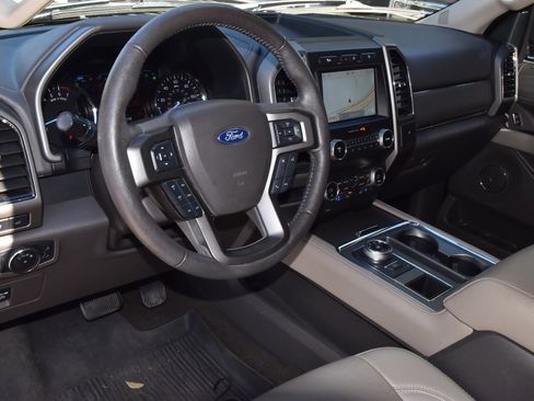 Used 2020 Ford Expedition XLT w/ Equipment Group 202A image 33