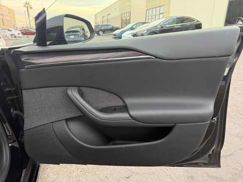 Used 2021 Tesla Model S Long Range image 26