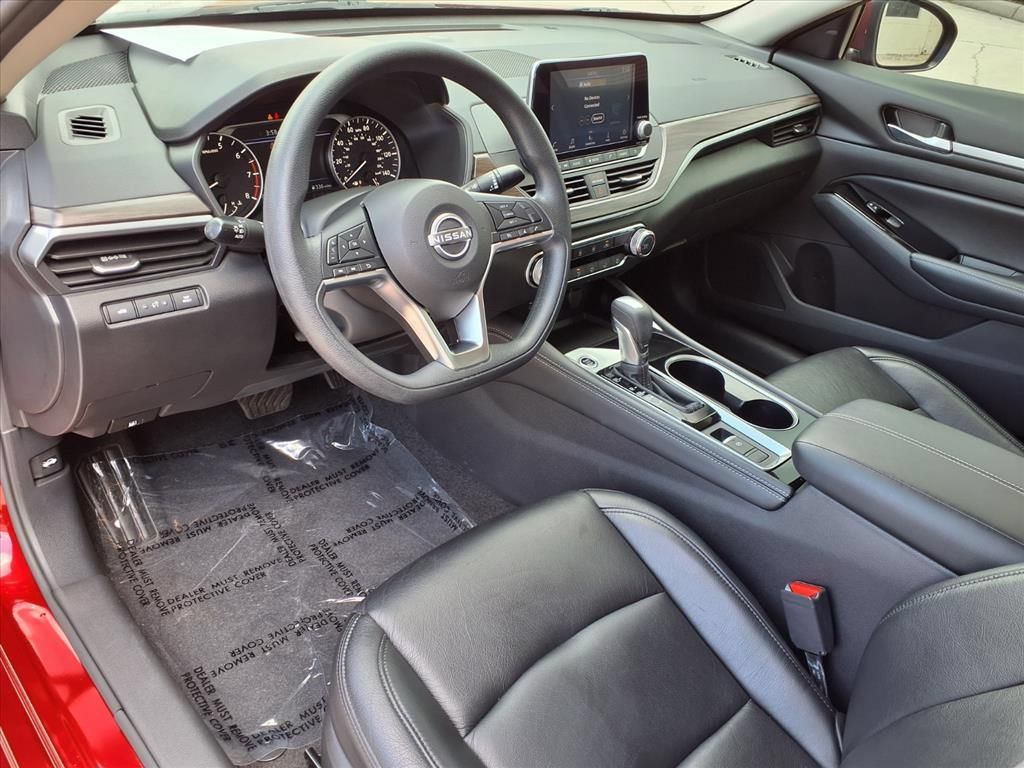 Used 2023 Nissan Altima 2.5 SV AWD/4WD image 17