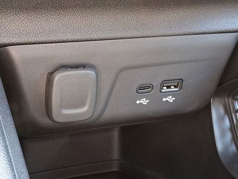 New 2026 Chevrolet TrailBlazer LT FWD image 15