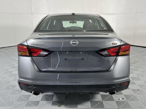 Certified 2024 Nissan Altima 2.5 SR w/ SR Premium Package FWD image 7