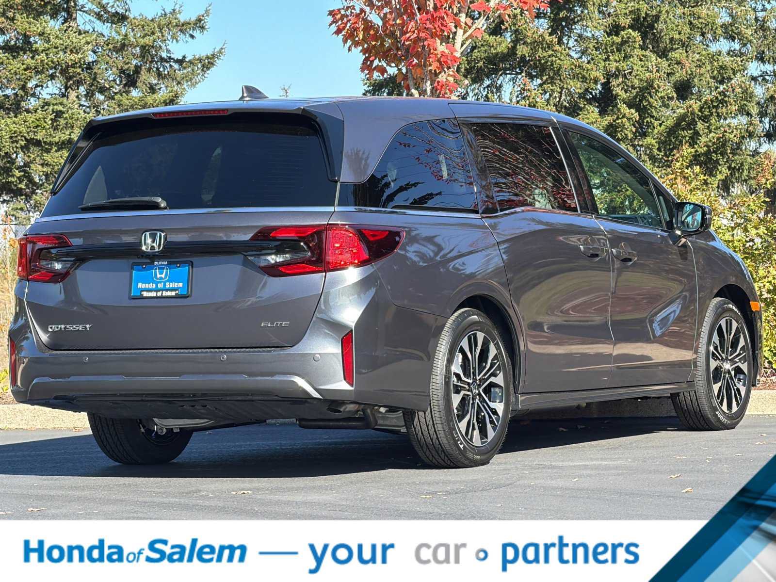 New 2027 Honda Odyssey Elite image 2