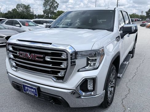 Used 2019 GMC Sierra 1500 SLT RWD image 1