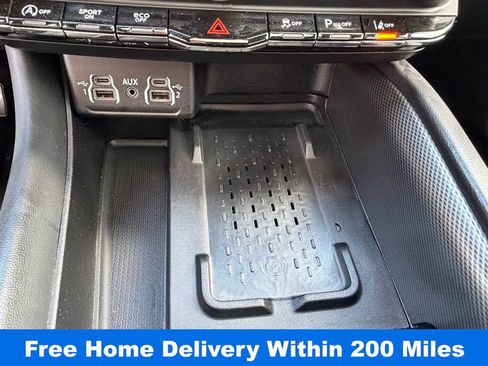 Certified 2025 Dodge Durango GT image 26