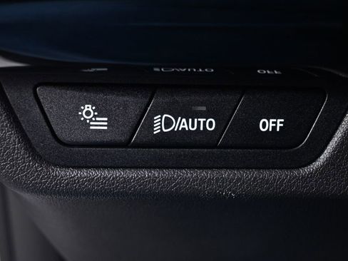 Used 2025 BMW X1 xDrive28i w/ M Sport Package image 25