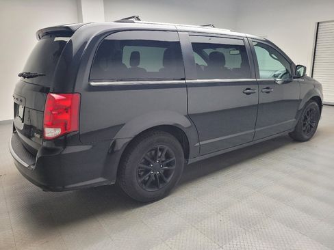 Used 2019 Dodge Grand Caravan SXT FWD image 10