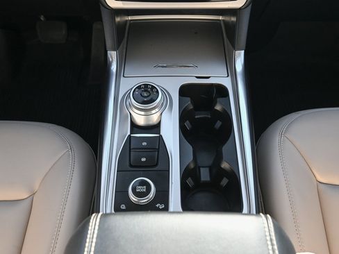 Certified 2023 Ford Explorer XLT w/ Equipment Group 202A image 36