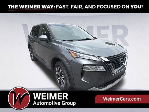 Used 2023 Nissan Rogue SV AWD/4WD image 3