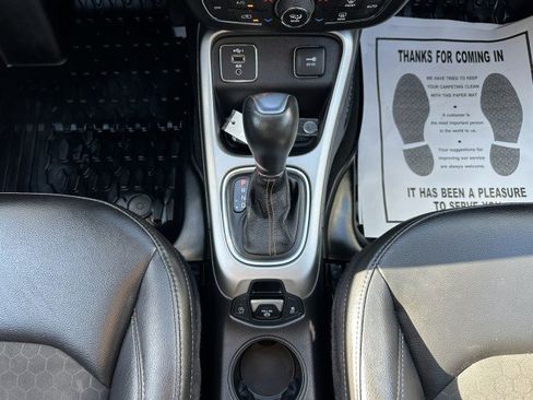 Used 2021 Jeep Compass Latitude image 45