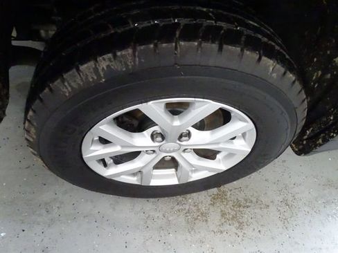 Certified 2023 Jeep Grand Cherokee L Limited image 29