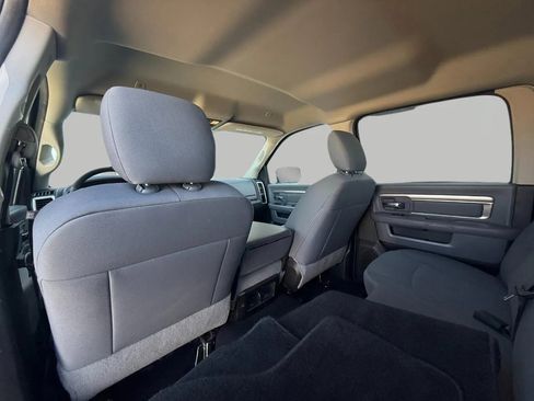 Used 2019 RAM 1500 Classic SLT image 26