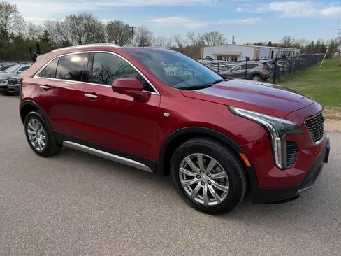 Used 2020 Cadillac XT4 Premium Luxury image 6